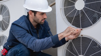 Airco/warmtepompmonteur